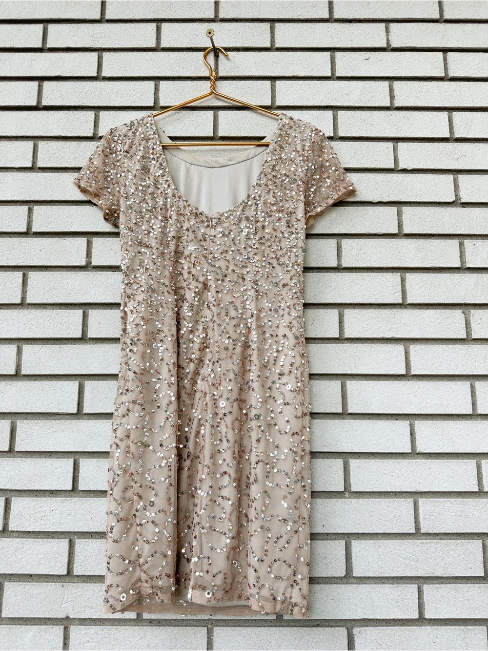 Adrianna Papell 10 Champagne Sequin Beaded Mesh Cocktail Sheath Party Dress - Picture 9 of 11